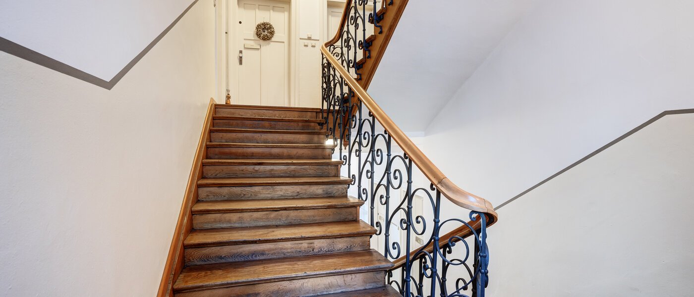 マンション München Neuhausen 01 階段 5216