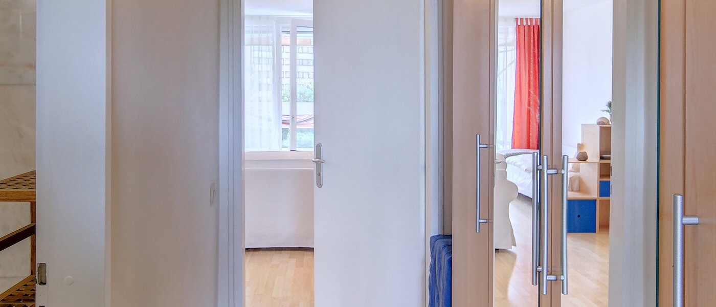 マンション München Olympiadorf 01 玄関入り口 5242