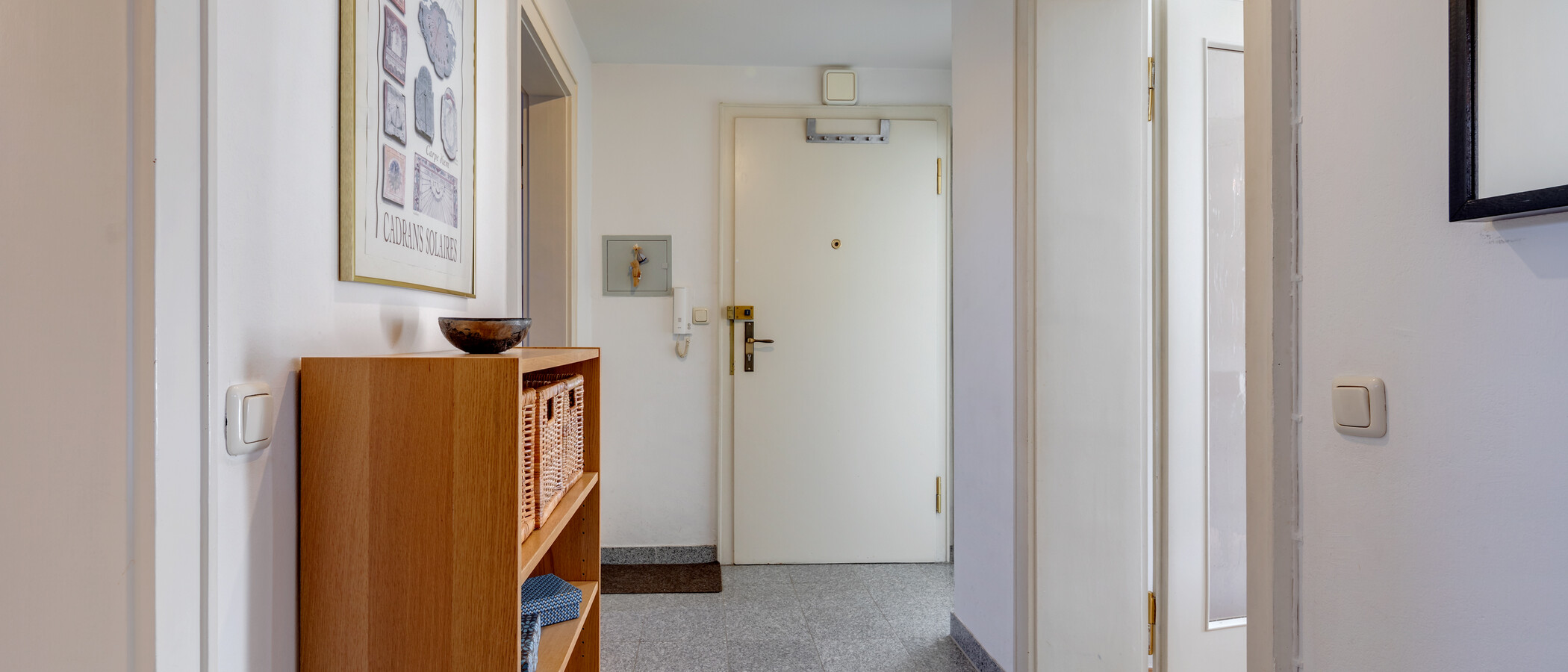 マンション München Au 01 玄関入り口 5249