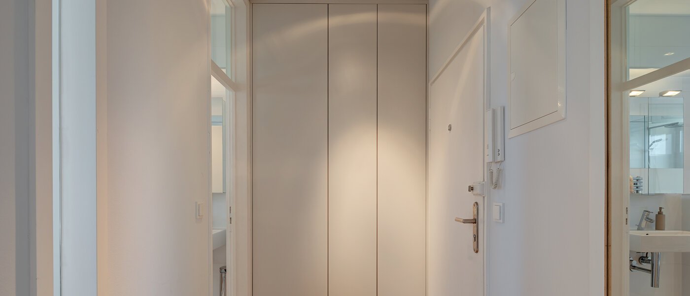 マンション München Schwabing (links der Leopoldstraße) 01 玄関入り口 5263