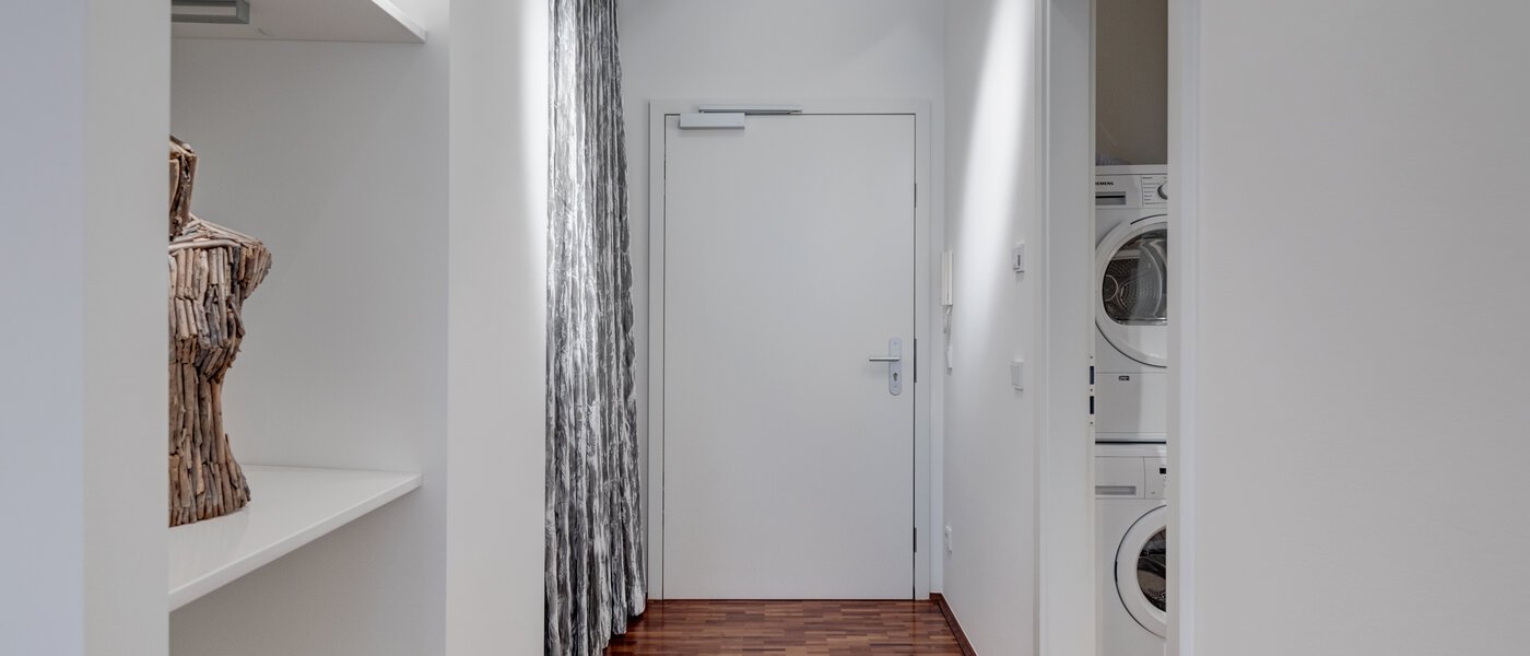 マンション München Isarvorstadt 01 玄関入り口 5280