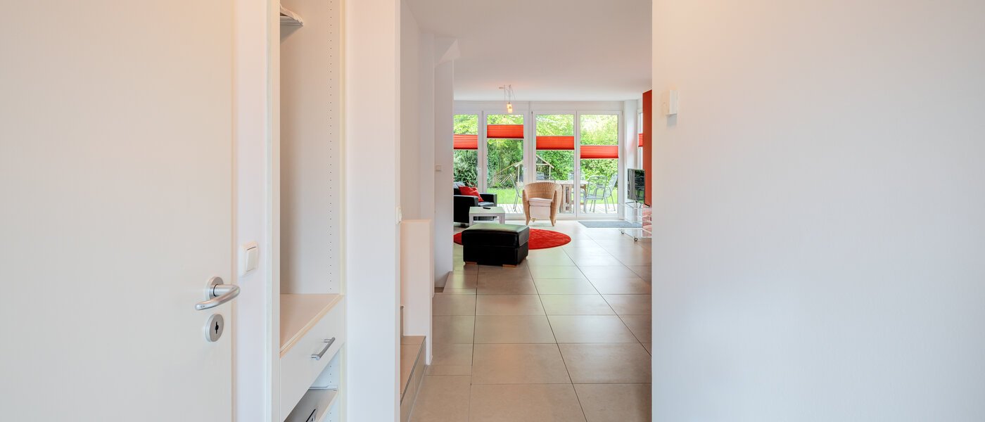 テラスハウス München Westpark 07 玄関入り口 5296