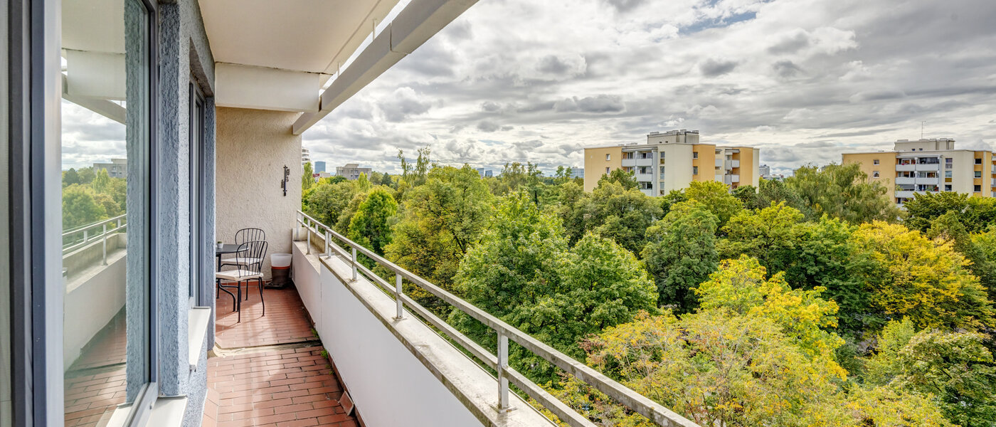 マンション München Bogenhausen 01 ベランダ 53