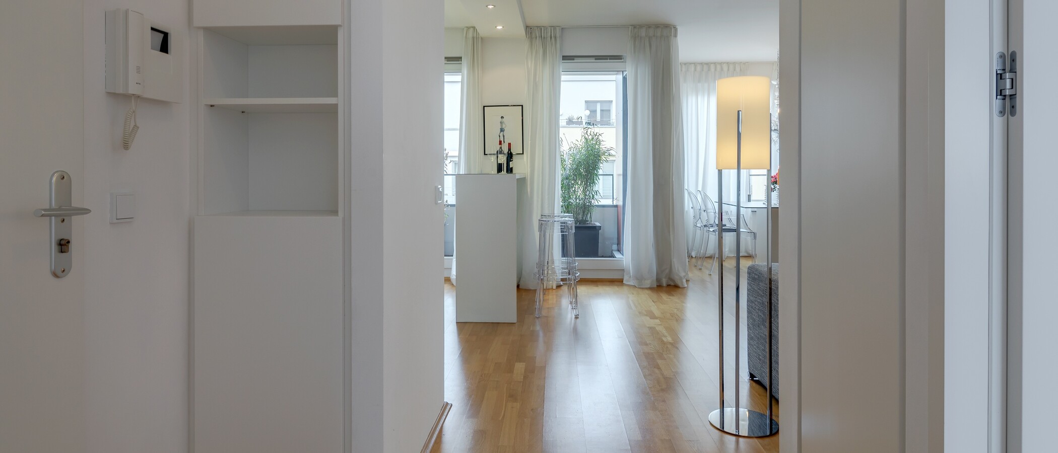 マンション München Maxvorstadt 03 玄関入り口 5441