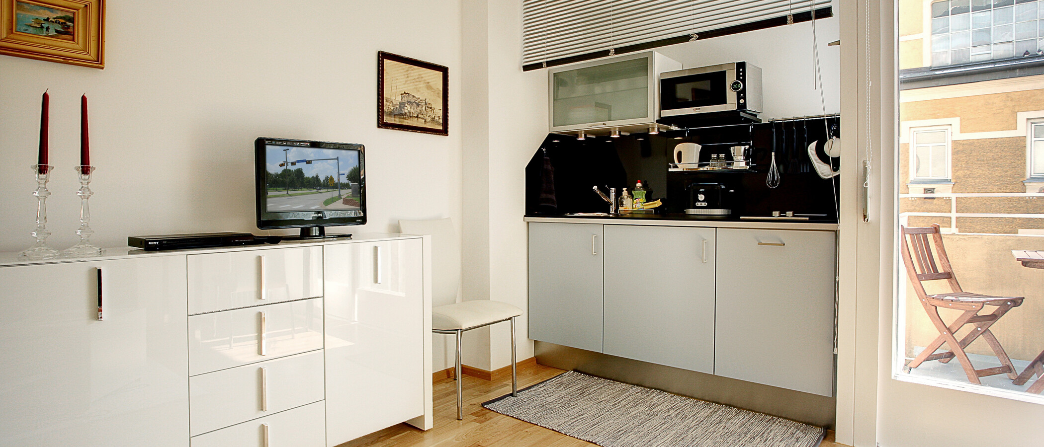 アパルトマン München Schwabing 05 リビングルーム 5442