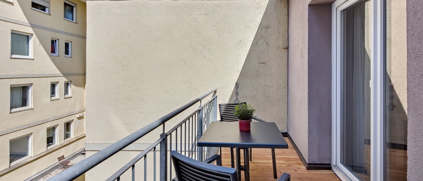 マンション München Schwabing 03 ベランダ 5558