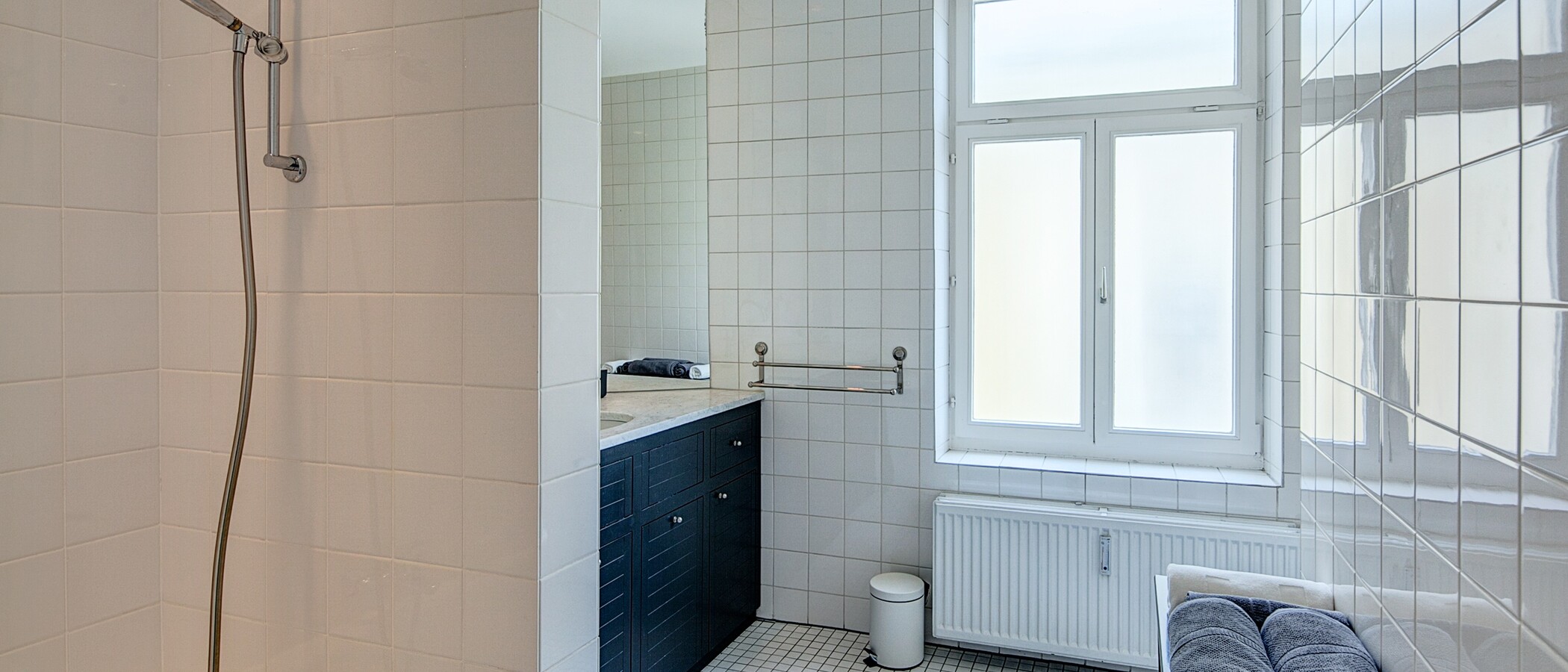 マンション München Schwabing (links der Leopoldstraße) 05 浴室 556