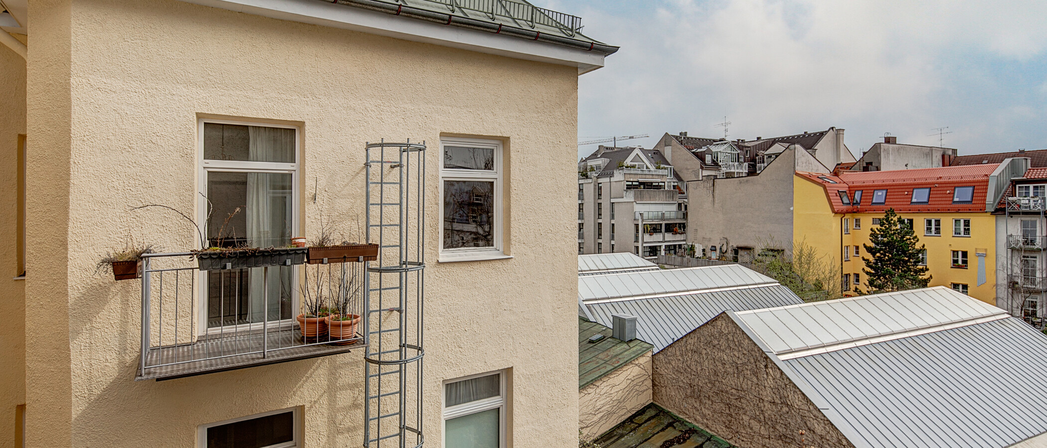 マンション München Schwabing (links der Leopoldstraße) 03 物件からの眺め 556