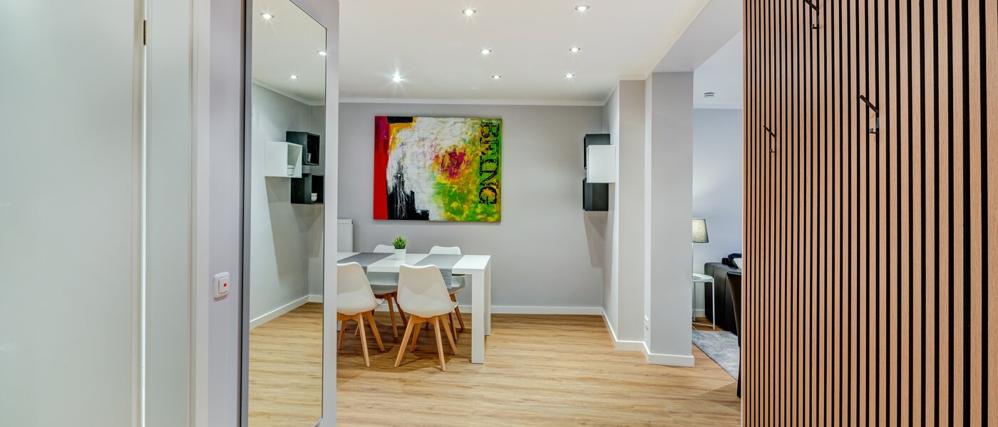 マンション München Schwabing-Nord (zw. Leopoldstraße & Englischen Garten) 02 玄関入り口 5560