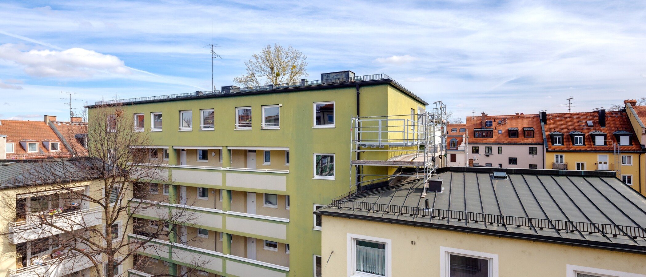 アティック・フラット（屋根裏） München Schwabing 02 物件からの眺め 5576