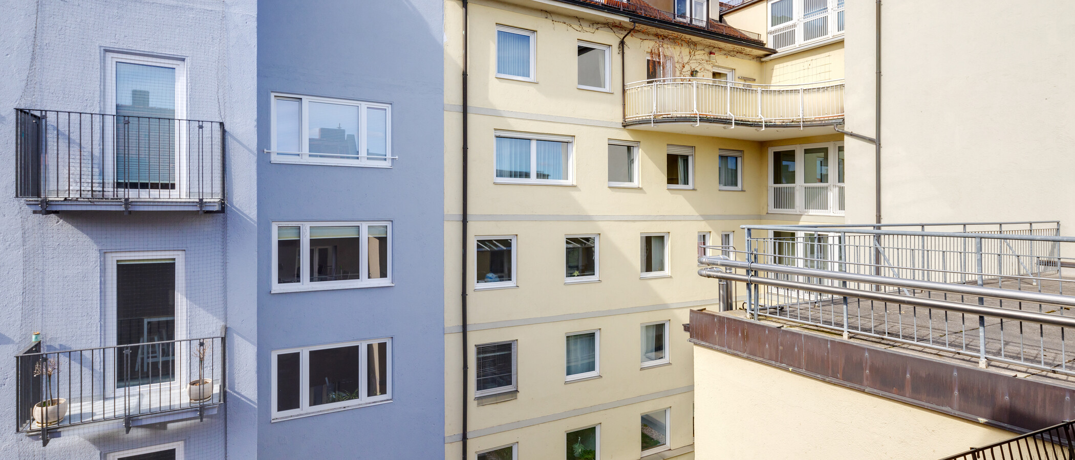 アティック・フラット（屋根裏） München Schwabing 03 物件からの眺め 5576