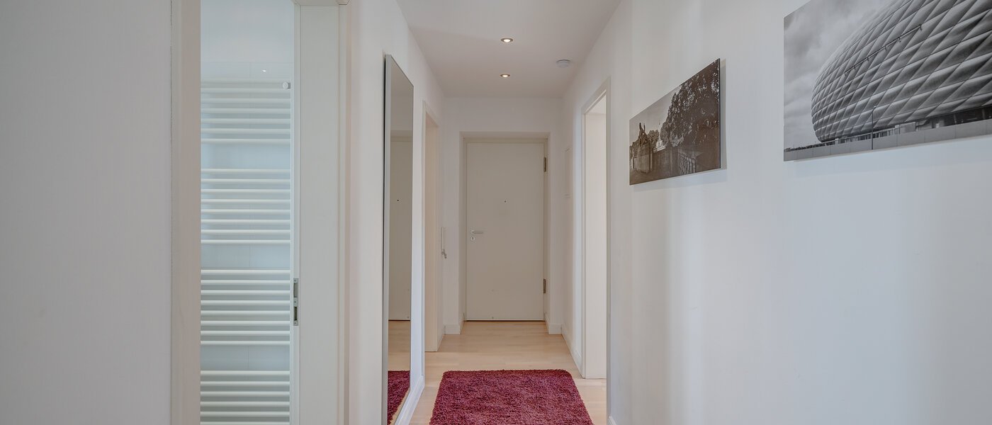 マンション München Schwabing 01 玄関入り口 5590