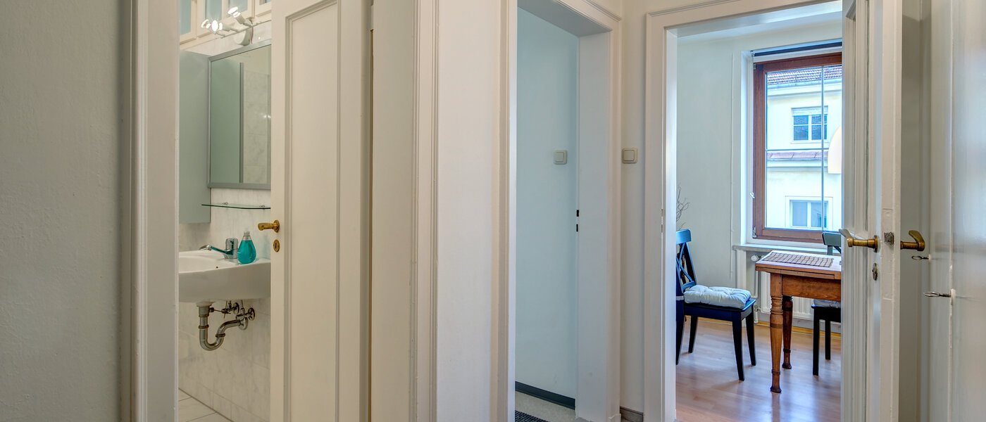 マンション München Maxvorstadt - Universitätsviertel 03 玄関入り口 5607