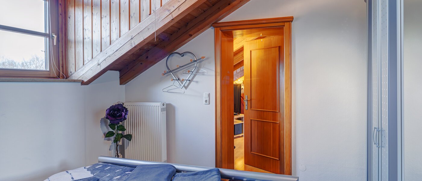 アティック・フラット（屋根裏） München Am Hart 02 寝室 5630