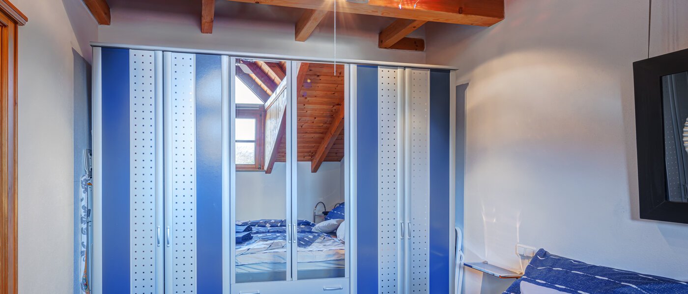 アティック・フラット（屋根裏） München Am Hart 03 寝室 5630