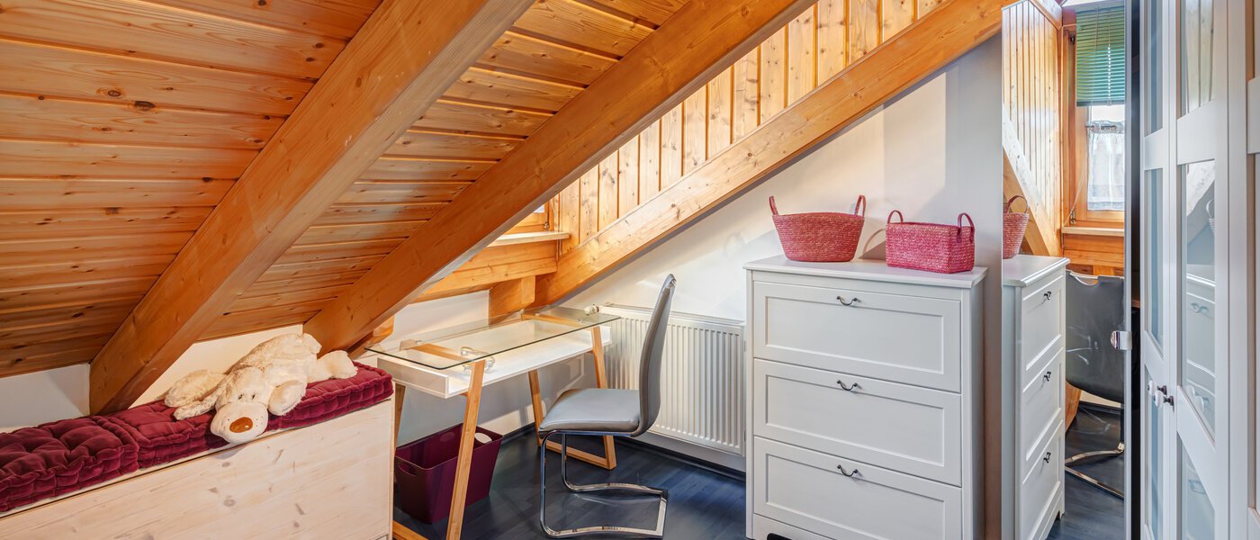 アティック・フラット（屋根裏） München Am Hart 02 ゲストルーム 5630