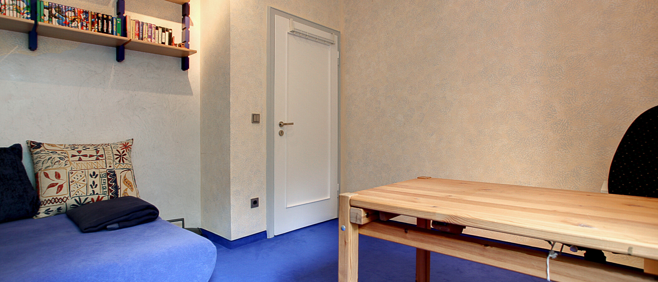 庭付き住宅 Baierbrunn 03 ゲストルーム 5633