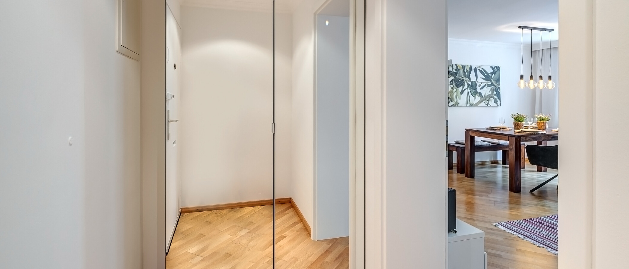 マンション München Haidhausen 02 玄関入り口 5711
