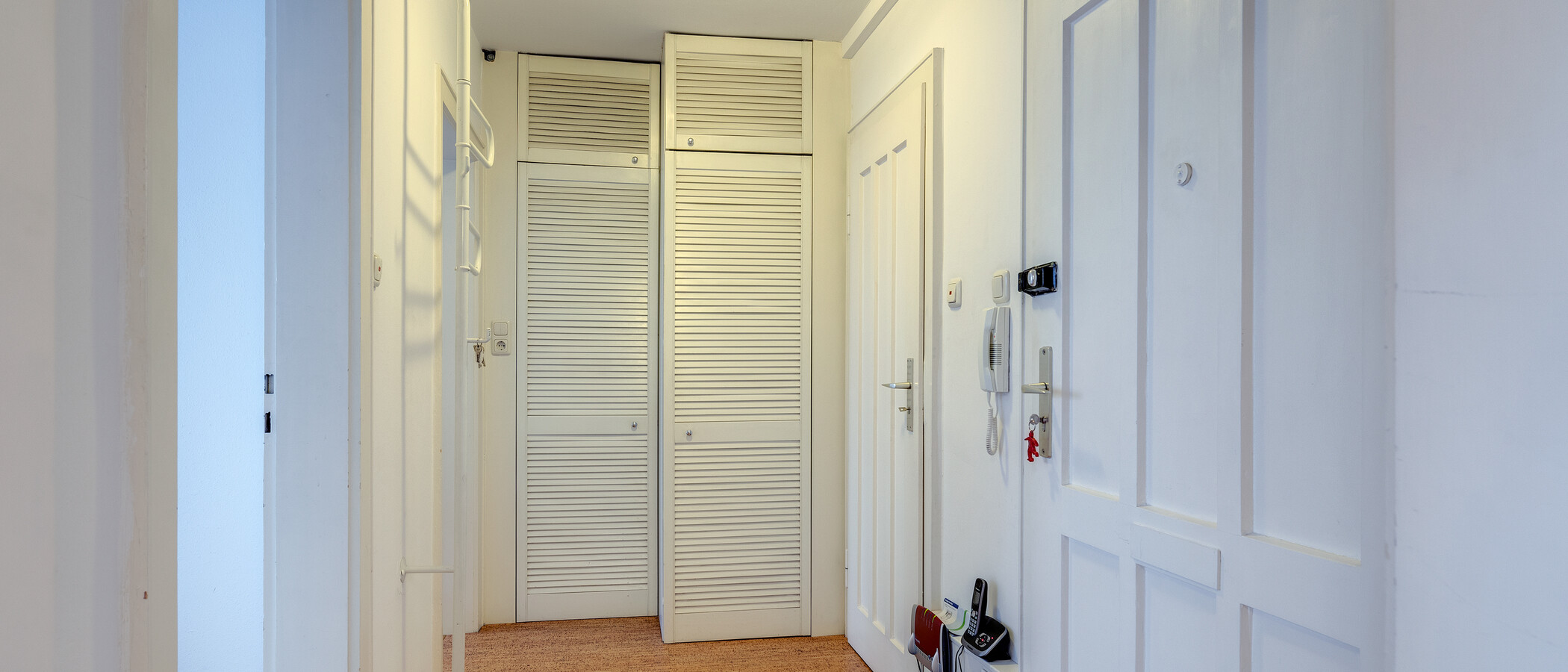 マンション München Schwabing-West (rund um den Hohenzollernplatz) 01 玄関入り口 5868