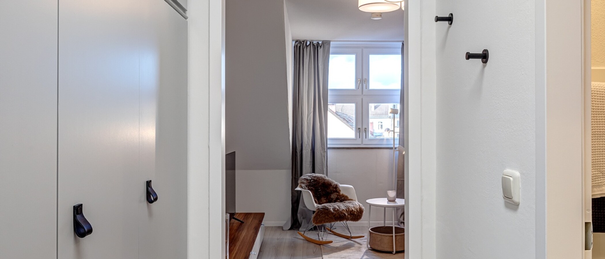 アパルトマン München Maxvorstadt - Universitätsviertel 01 玄関入り口 5870