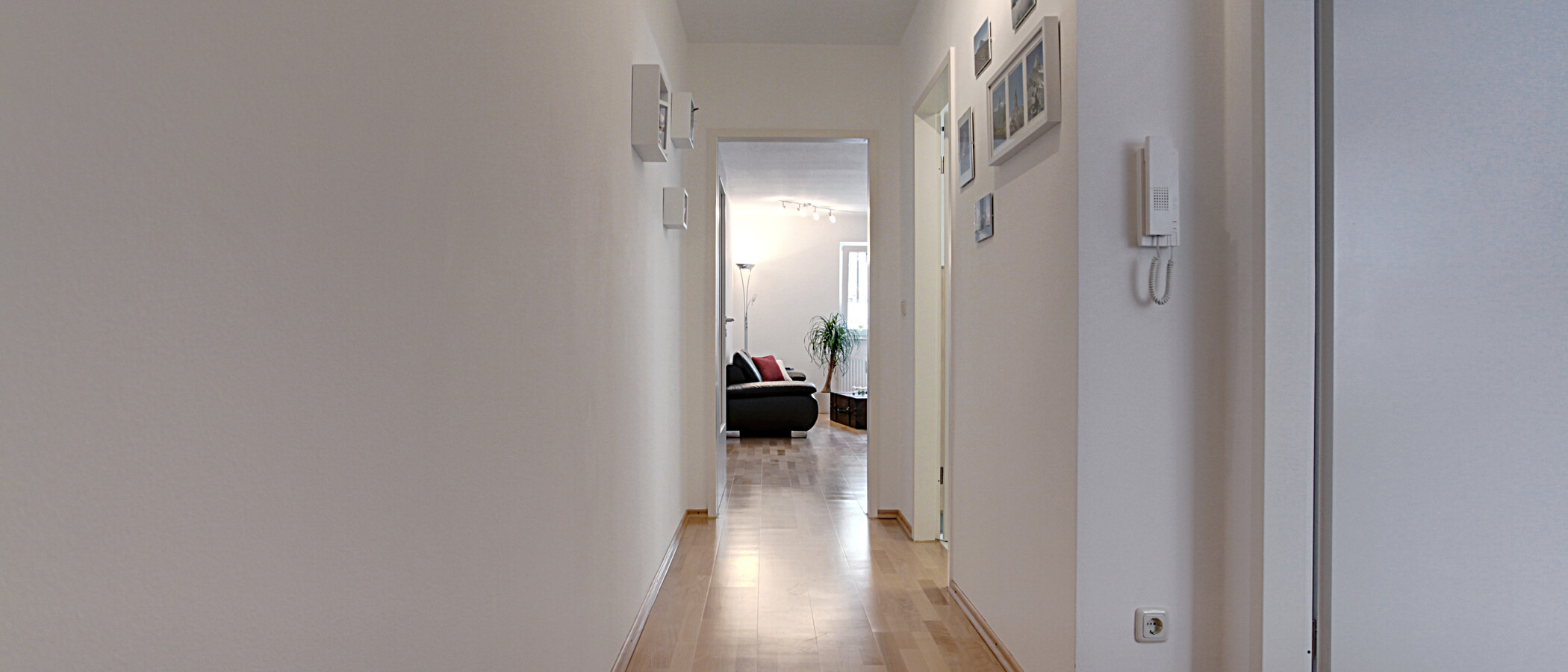 マンション München Sendling-Westpark 01 玄関入り口 5910