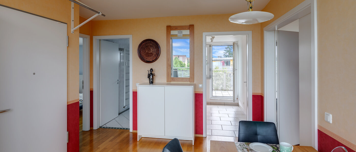 ペントハウス München Sendling-Westpark 01 玄関入り口 5946