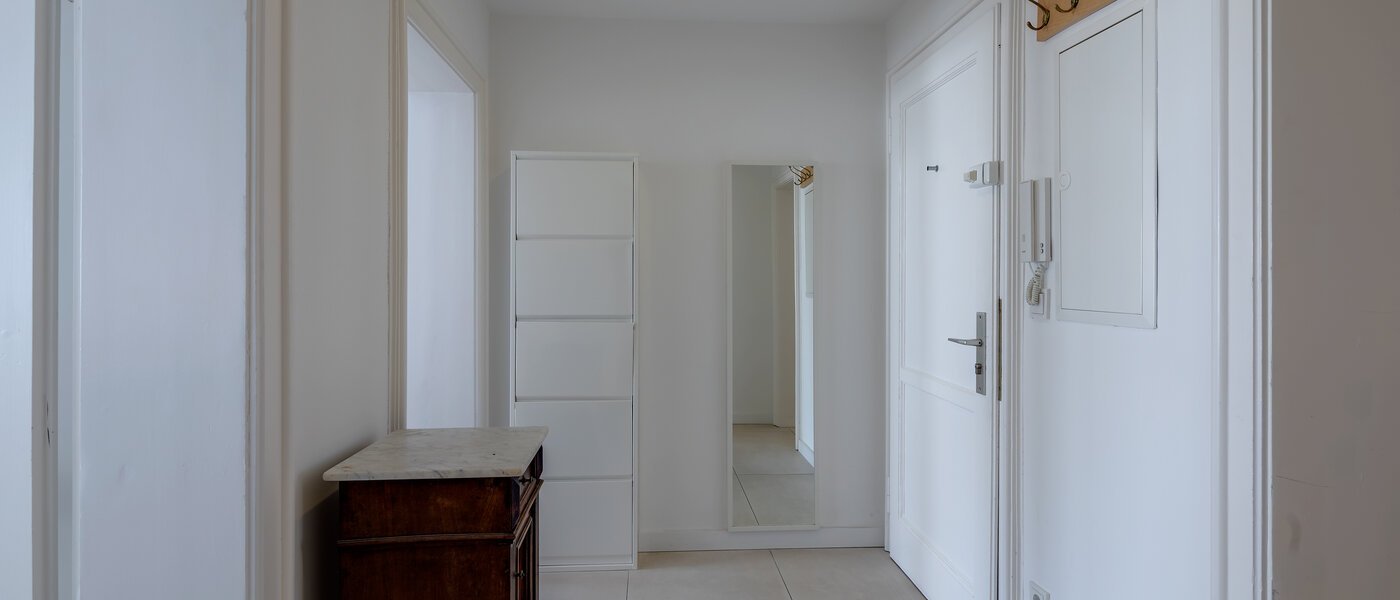 マンション München Schwabing 01 玄関入り口 5987