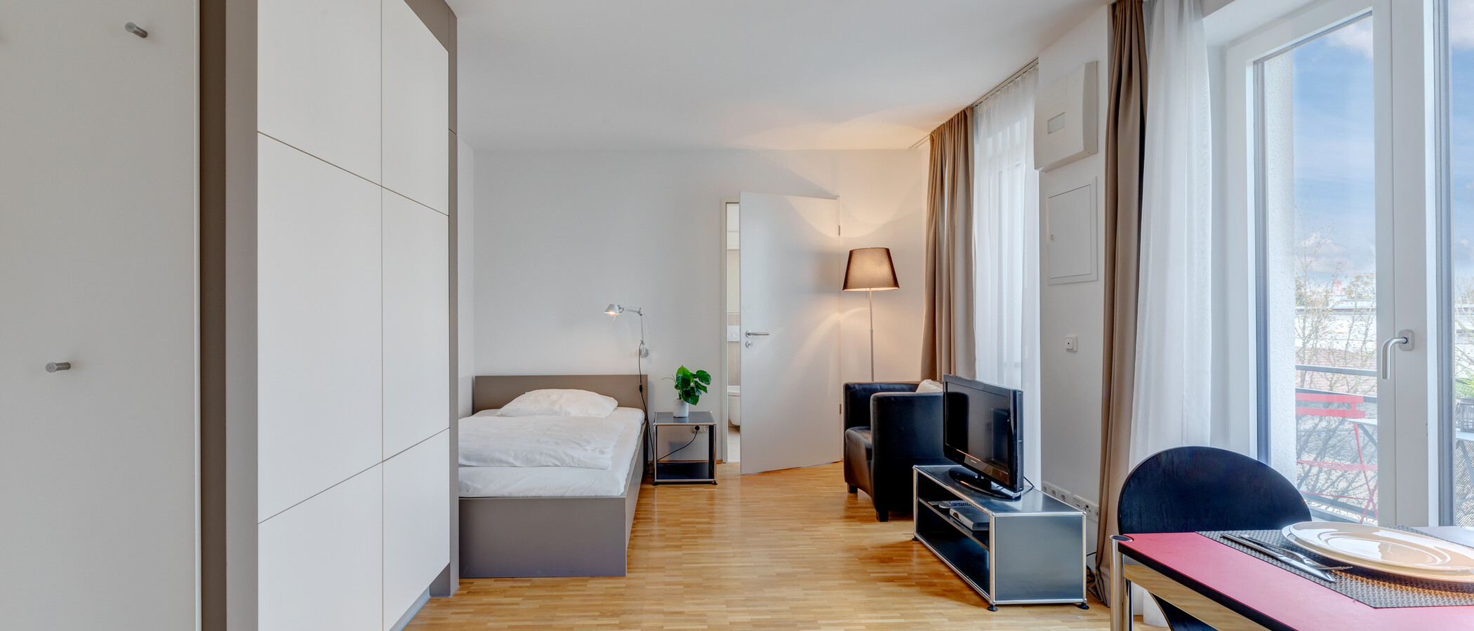 アパルトマン München Großhadern 02 リビングエリア 6006