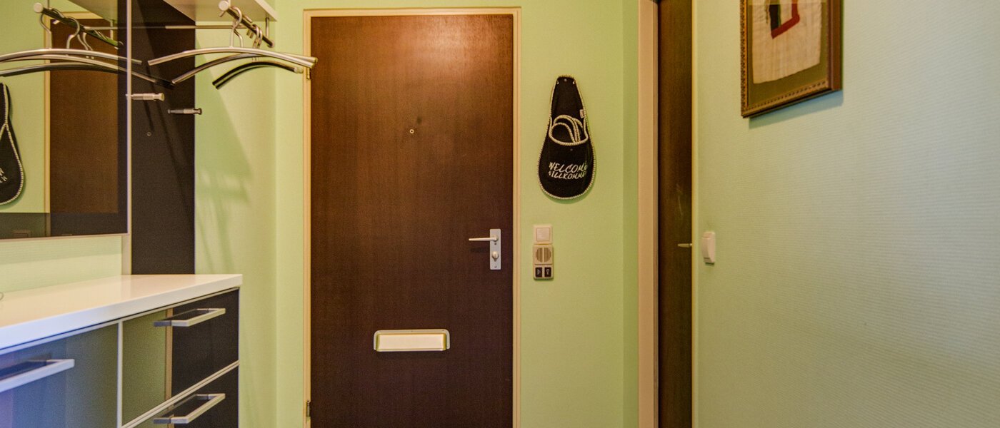 マンション München Haidhausen 02 玄関入り口 6056