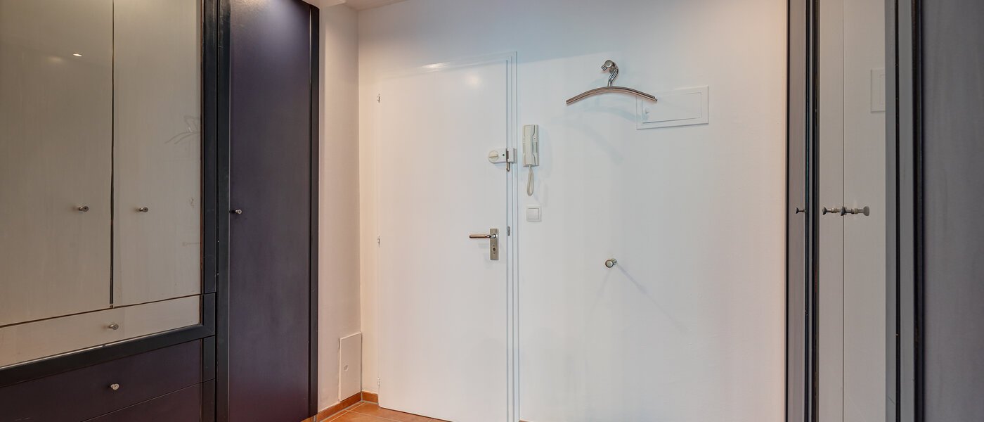 マンション München Haidhausen 03 玄関入り口 6140