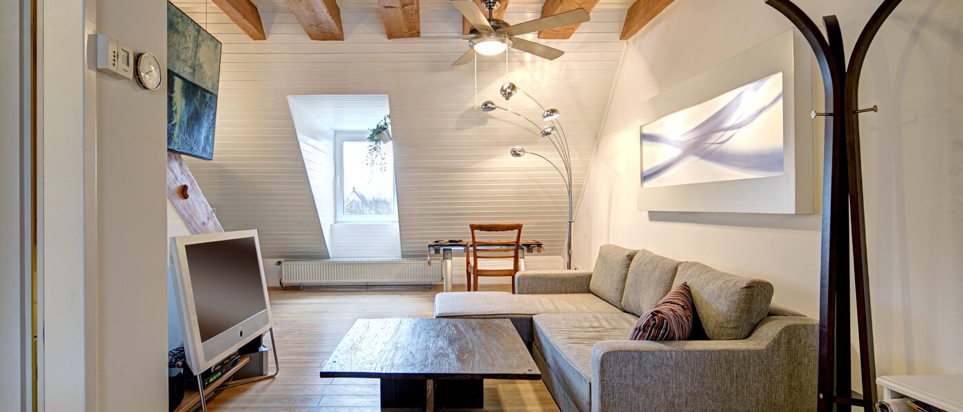 メゾネット・マンション（複数階にわたるマンション） München Neuhausen 05 リビングルーム 6179