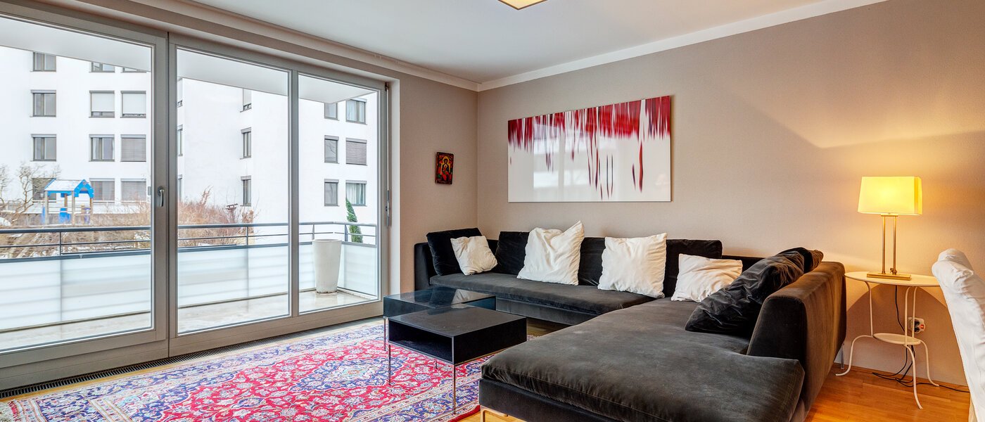 マンション München Bogenhausen 01 リビングルーム 6185