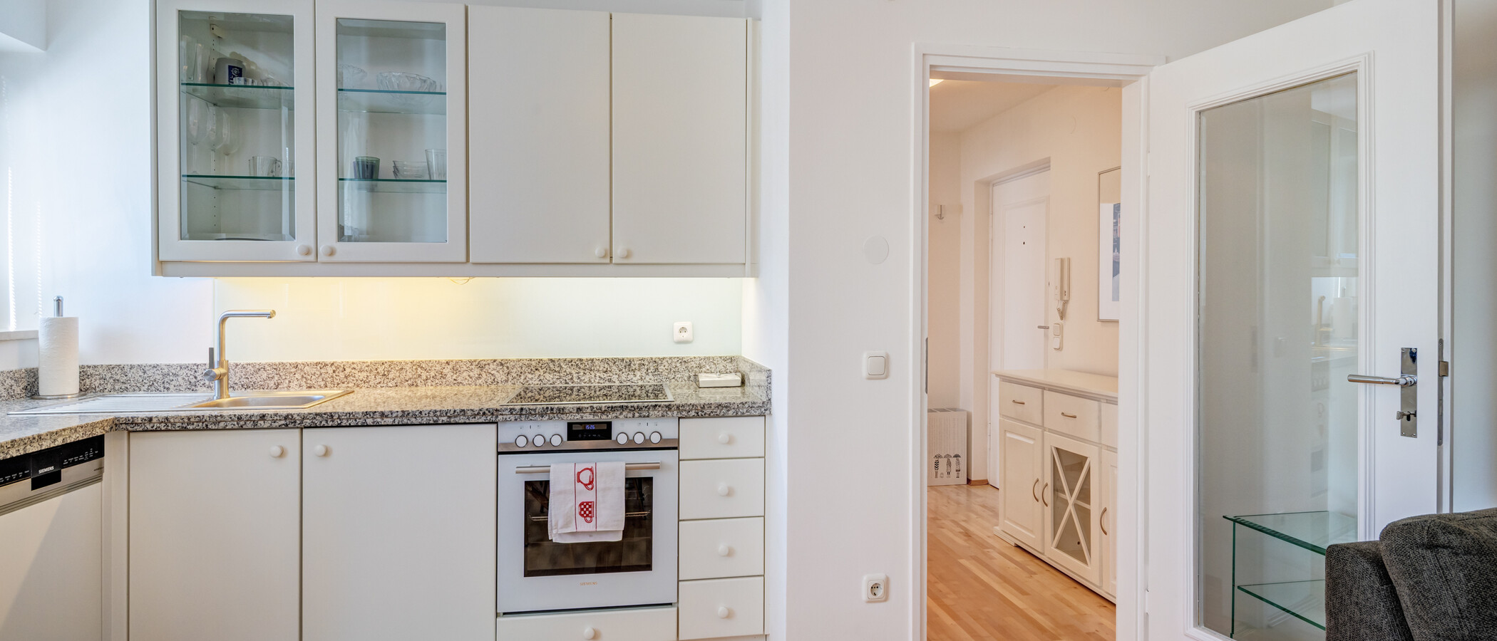 マンション München Bogenhausen 03 リビングエリア 6213