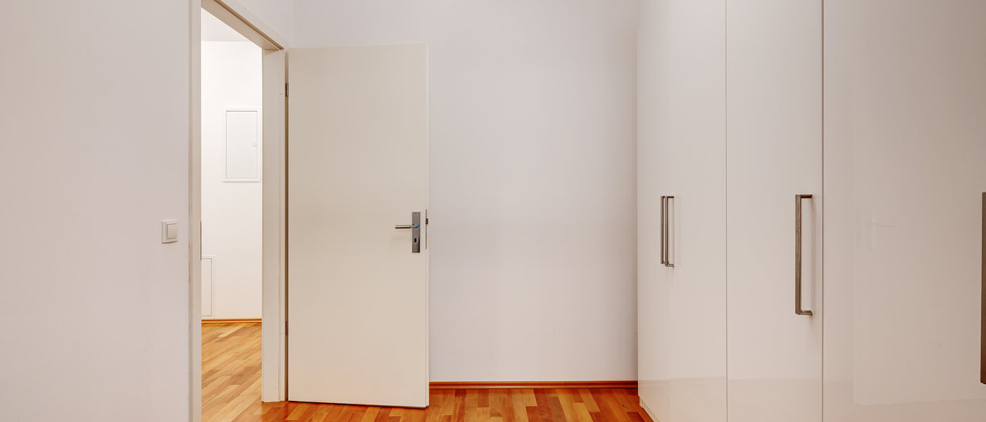 マンション München Schwabing-Nord (zw. Leopoldstraße & Englischen Garten) 03 更衣室 6300