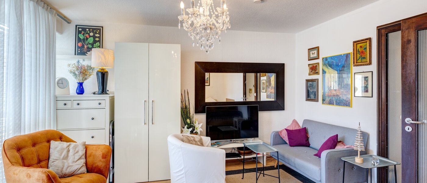 マンション München Maxvorstadt - Universitätsviertel 01 リビングエリア 6485