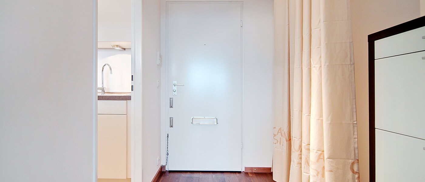 マンション München Haidhausen 02 玄関入り口 6531