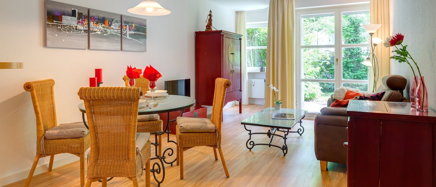 庭付き住宅 München Neuhausen 01 リビングルーム 6555