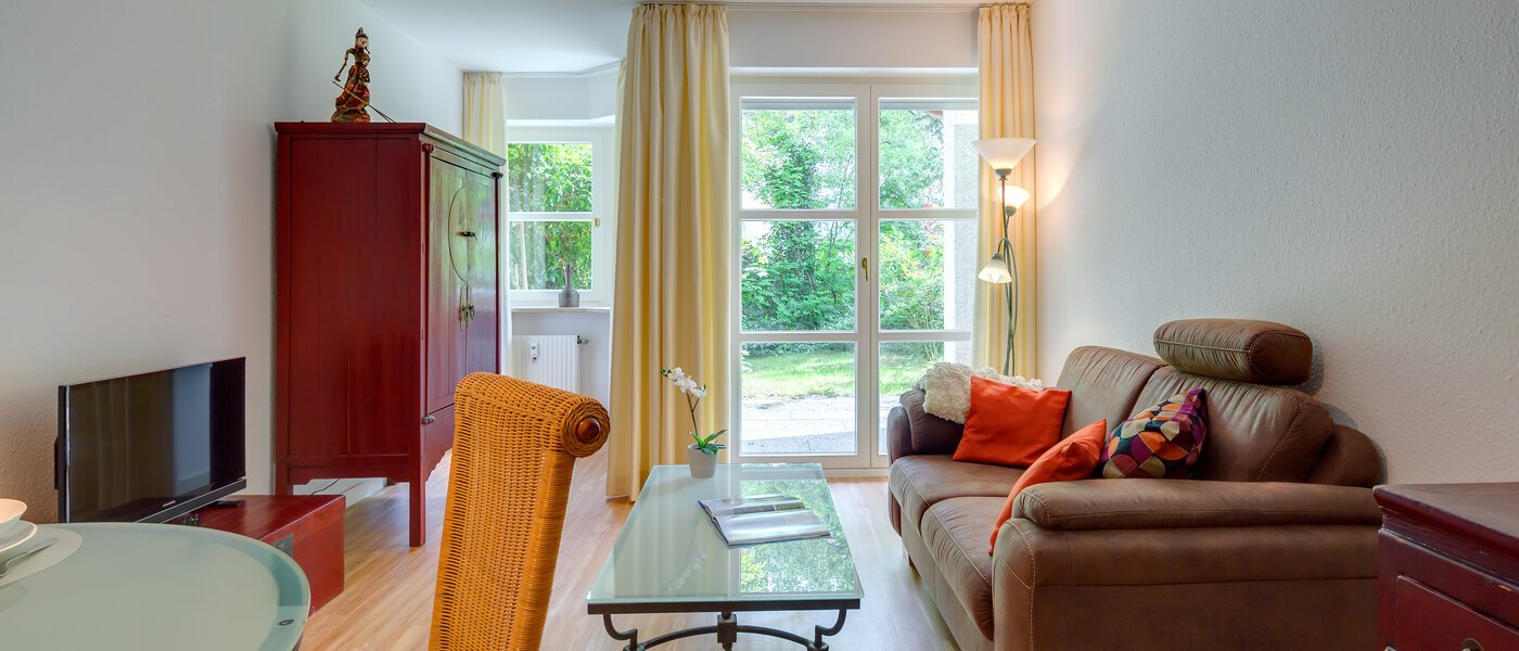 庭付き住宅 München Neuhausen 02 リビングルーム 6555