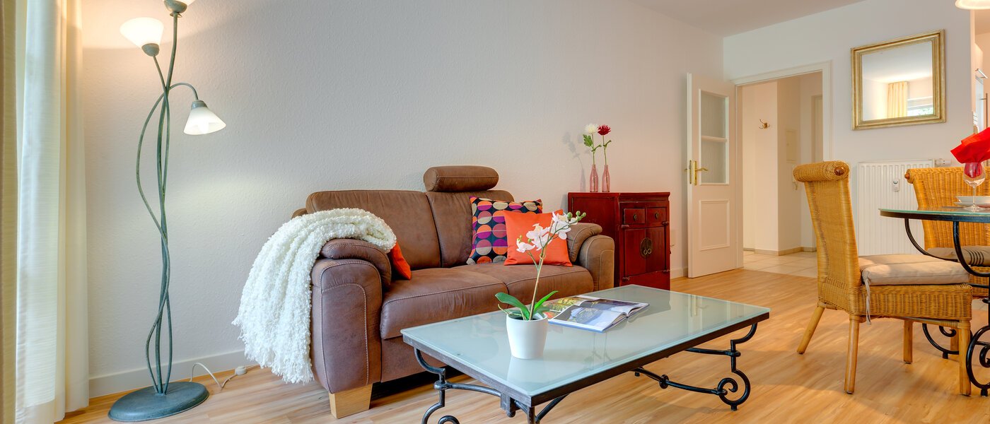 庭付き住宅 München Neuhausen 03 リビングルーム 6555