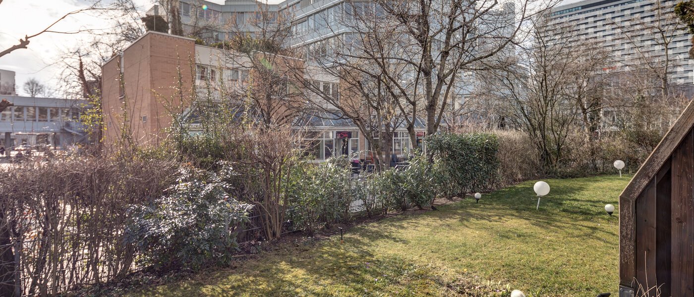 マンション München Arabellapark 03 物件からの眺め 6561