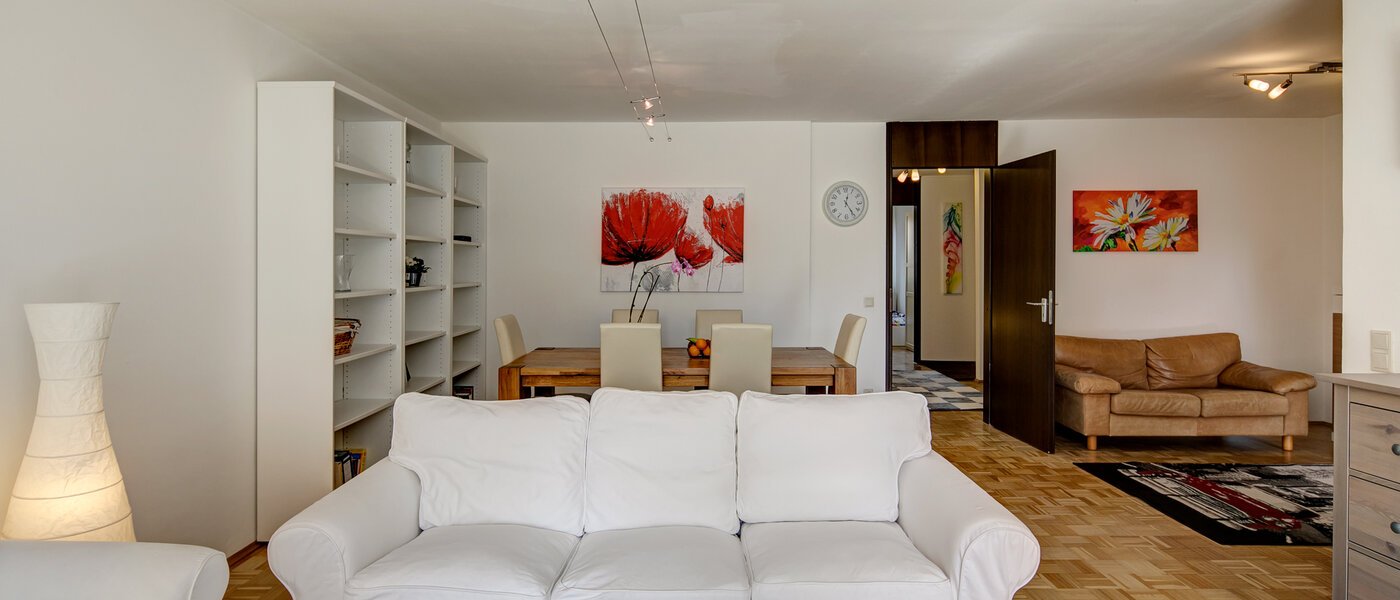 マンション München Arabellapark 04 リビングエリア 6561