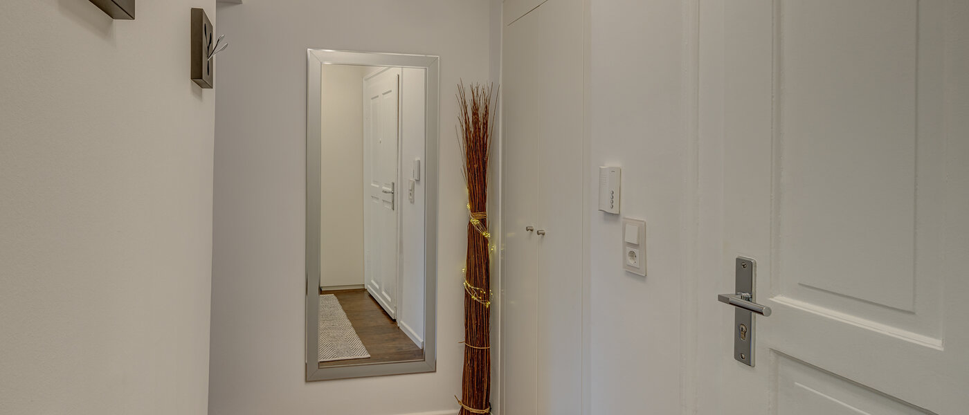 マンション München Neuhausen 01 玄関入り口 6646