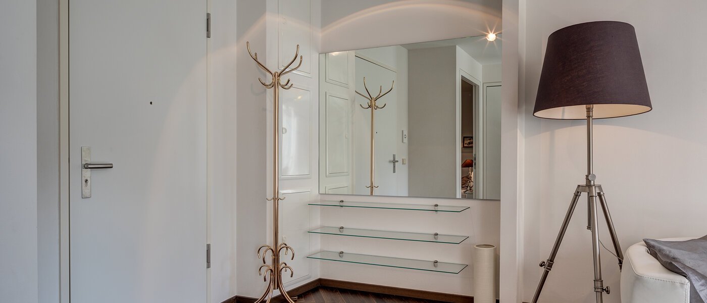 マンション München Maxvorstadt 01 玄関入り口 6689