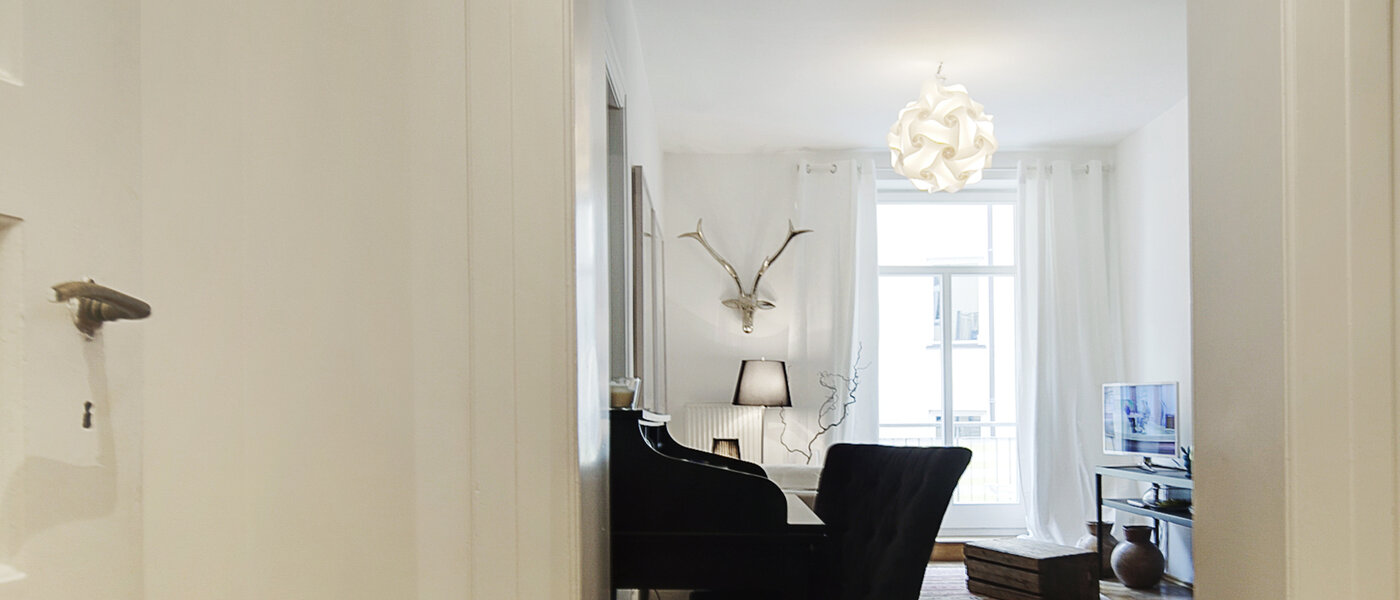 マンション München Neuhausen 01 玄関入り口 6715