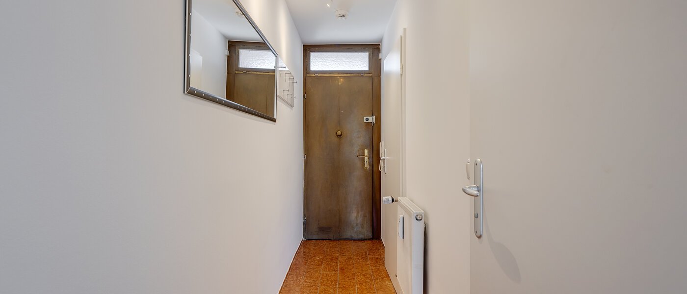 マンション München Bogenhausen 02 玄関入り口 6716