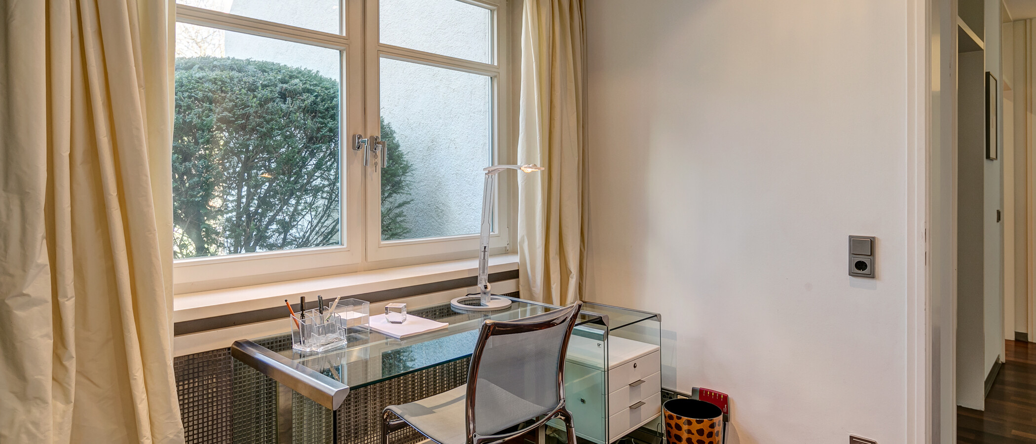 マンション München Herzogpark 02 仕事部屋 673