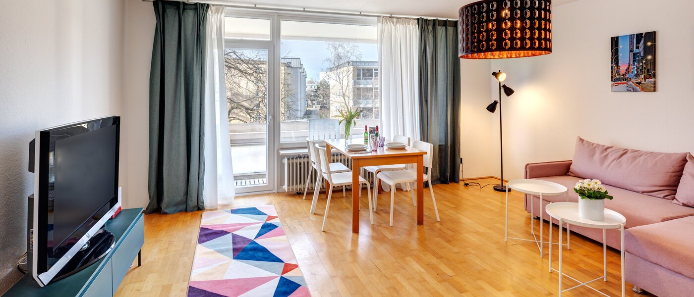 マンション München Oberföhring 02 リビングルーム 6739