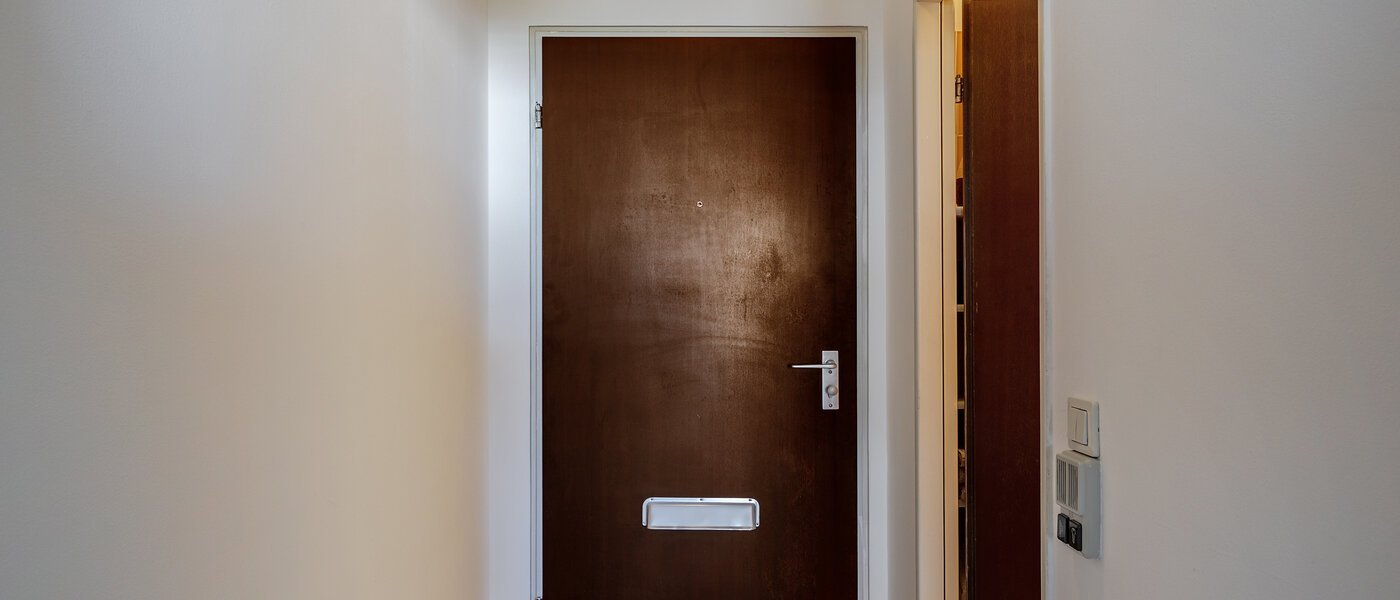 マンション München Haidhausen 02 玄関入り口 6871