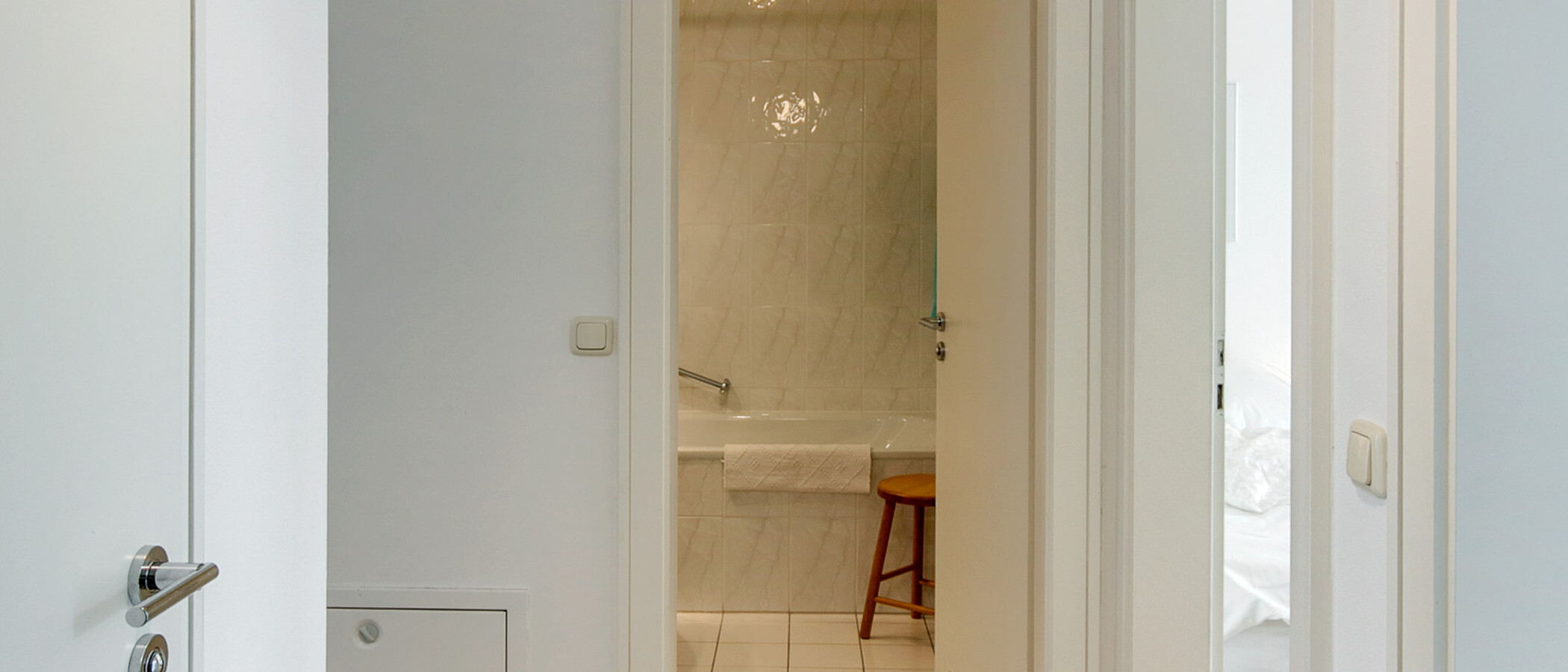 マンション München Schwabing-Nord (zw. Belgrad- & Leopoldstraße) 02 玄関入り口 6928