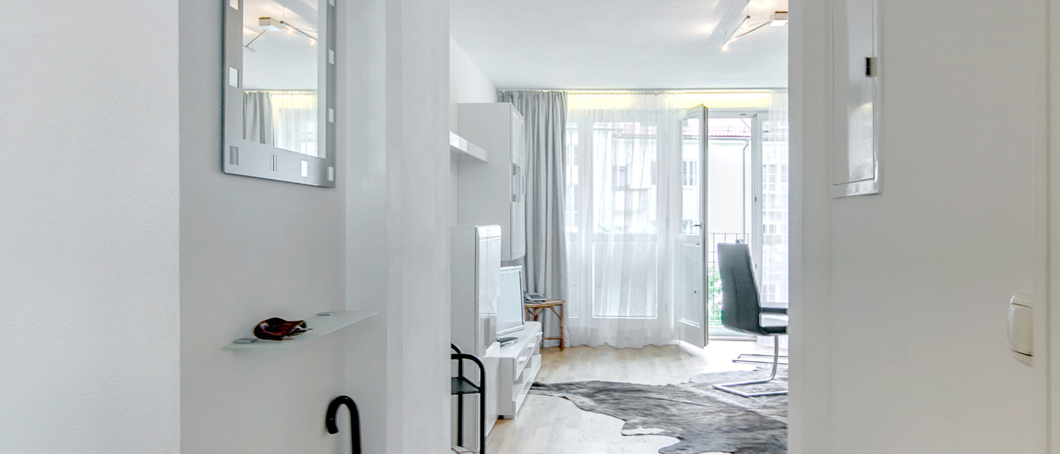 マンション München Schwabing-Nord (zw. Belgrad- & Leopoldstraße) 03 玄関入り口 6928